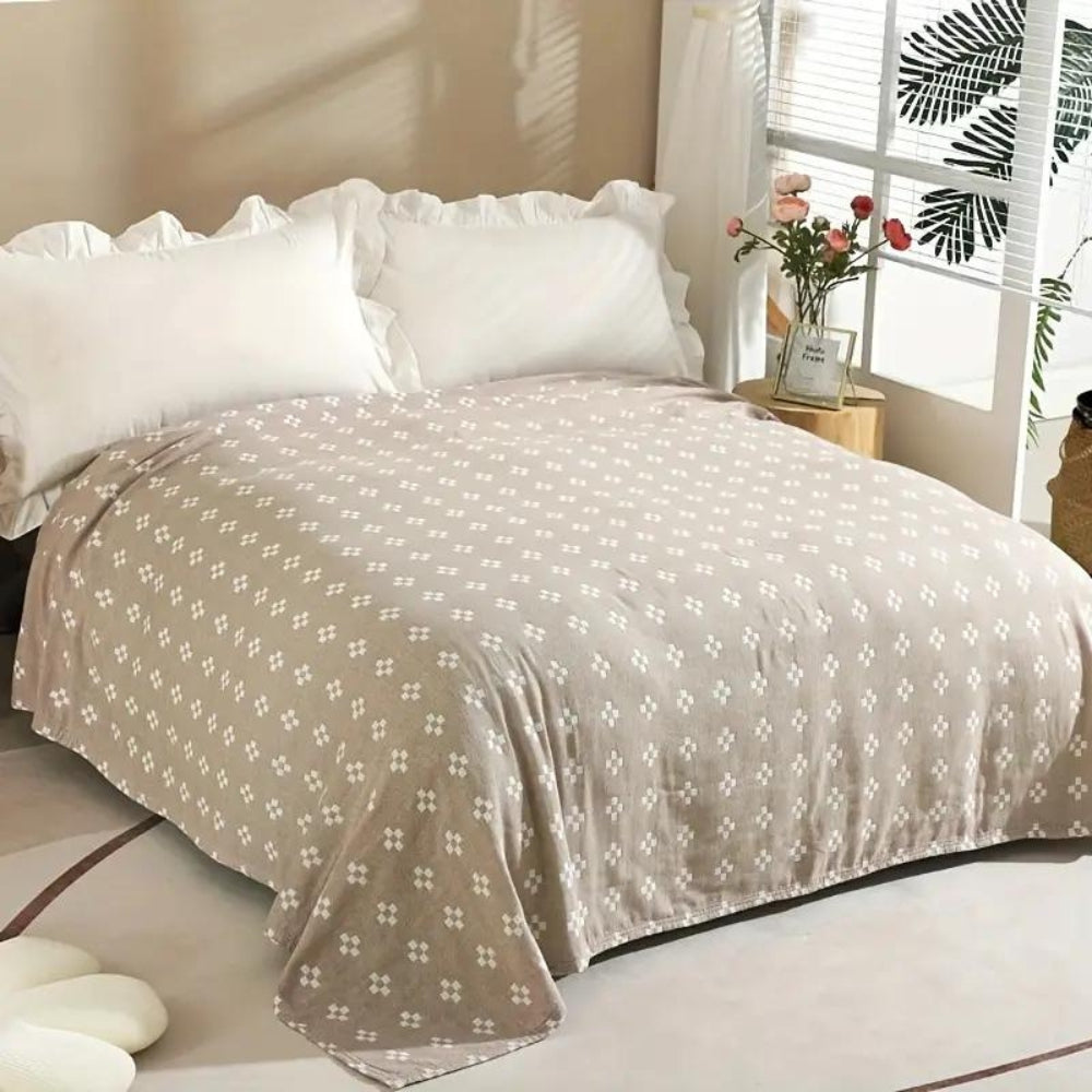 100% Cotton Lightweight Throw Blanket – Three-Layer Gauze Design with Geometric Pattern for All Seasons 2