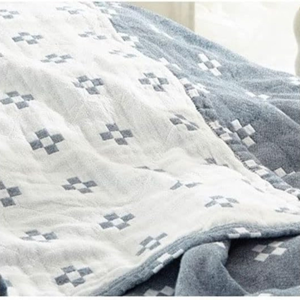 100% Cotton Lightweight Throw Blanket – Three-Layer Gauze Design with Geometric Pattern for All Seasons 7