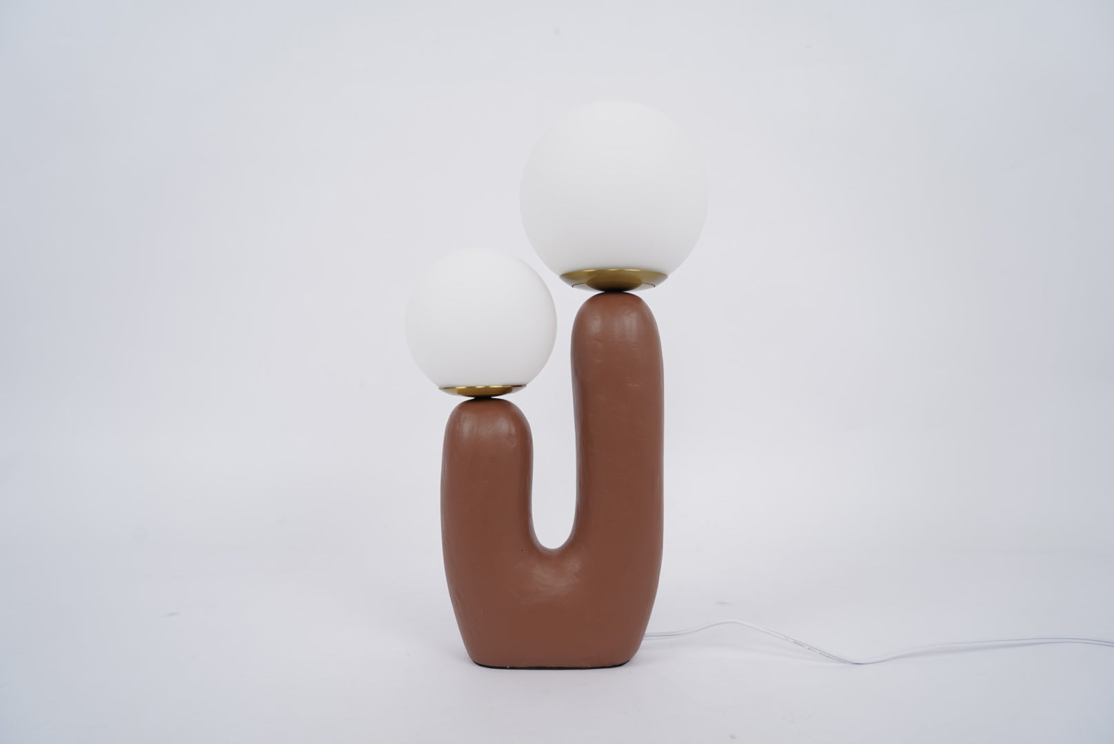 Arden Resin Table Lamp – Nordic Style Illumination