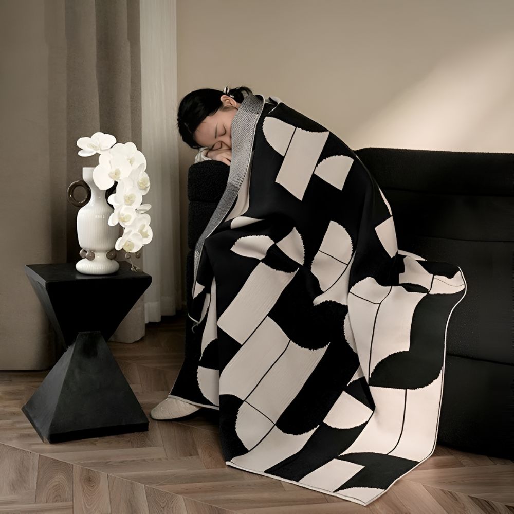 Monochrome Geometric Throw Blanket – Soft Microfiber, 51x67 3