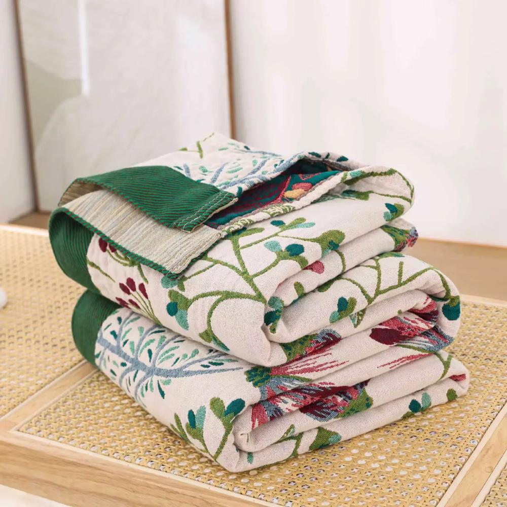 Organic Cotton Throw Blanket – Soft 4-Layer Gauze for Indoor and Outdoor Use, Eco-Friendly Comfort 2