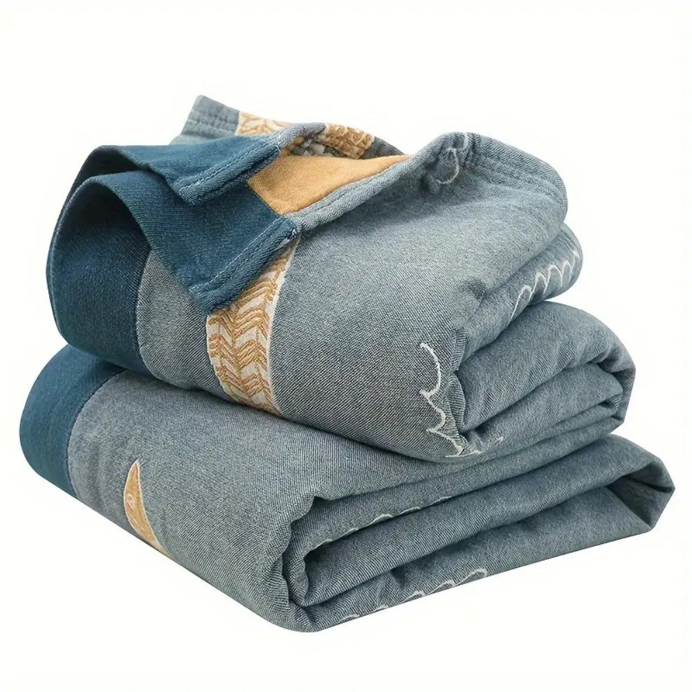 Reversible Cotton Gauze Throw Blanket with Golden Fish Design – Soft, Breathable, All-Season Comfort 7