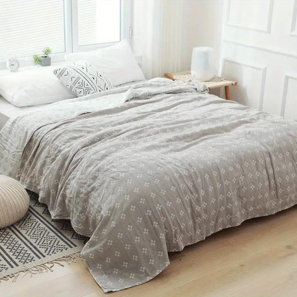 100% Cotton Lightweight Throw Blanket – Three-Layer Gauze Design with Geometric Pattern for All Seasons 3
