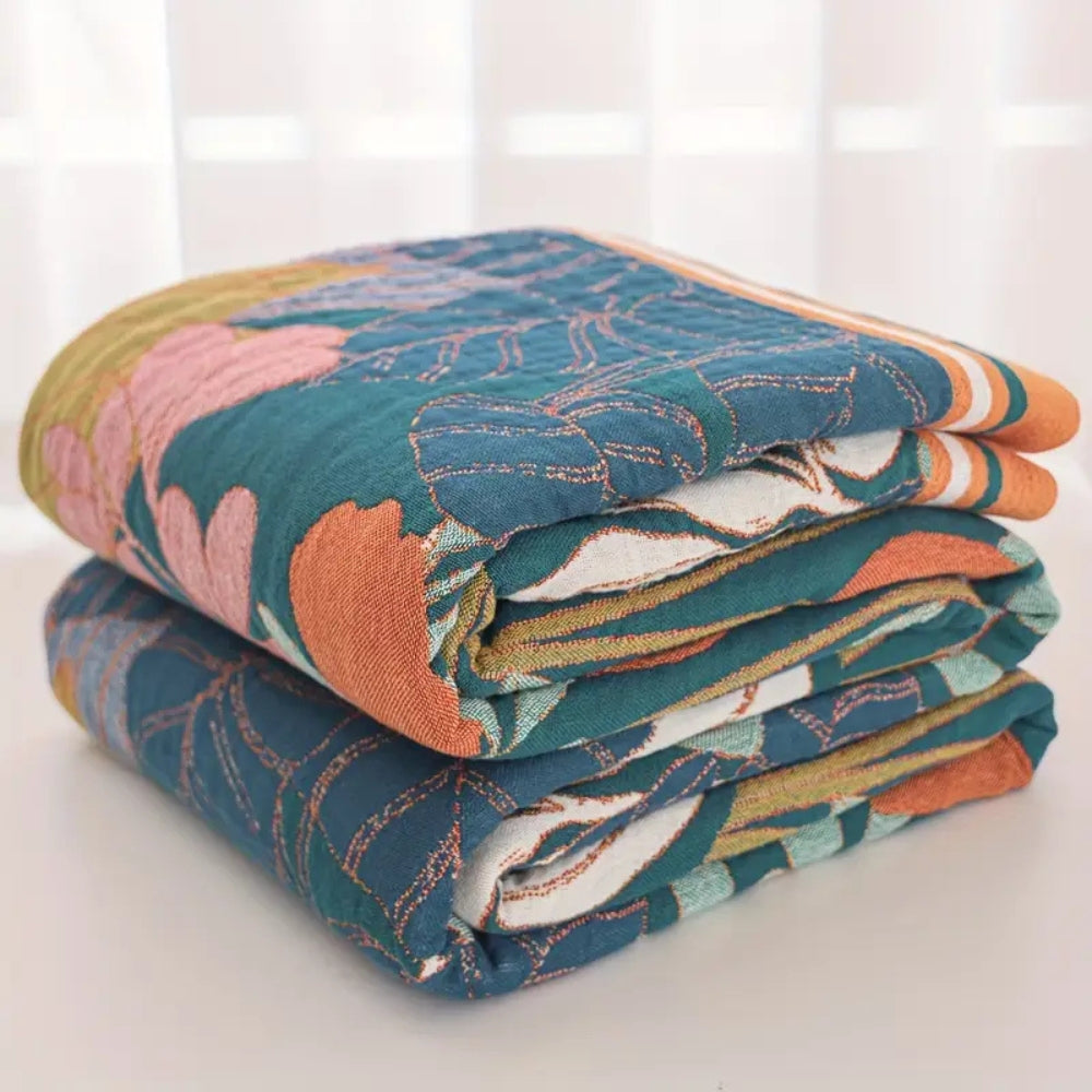Garden-Inspired Cotton Gauze Blanket – All-Season Softness and Elegance 4