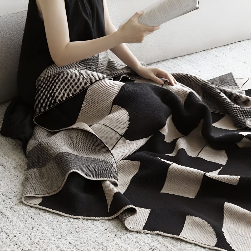 Monochrome Geometric Throw Blanket – Soft Microfiber, 51x67 4