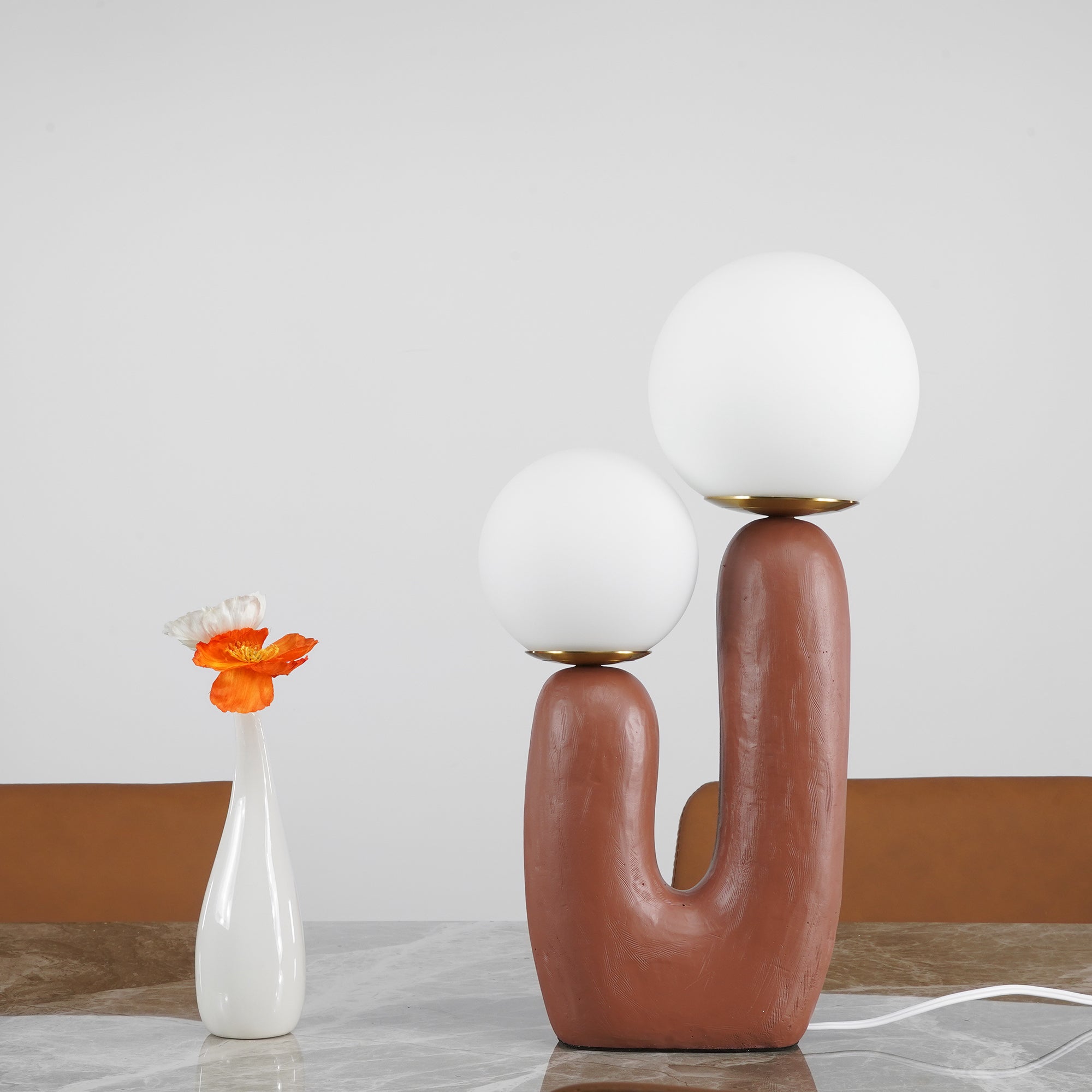 Arden Resin Table Lamp – Nordic Style Illumination