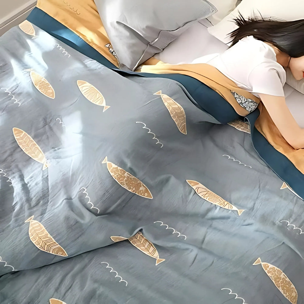 Reversible Cotton Gauze Throw Blanket with Golden Fish Design – Soft, Breathable, All-Season Comfort 5