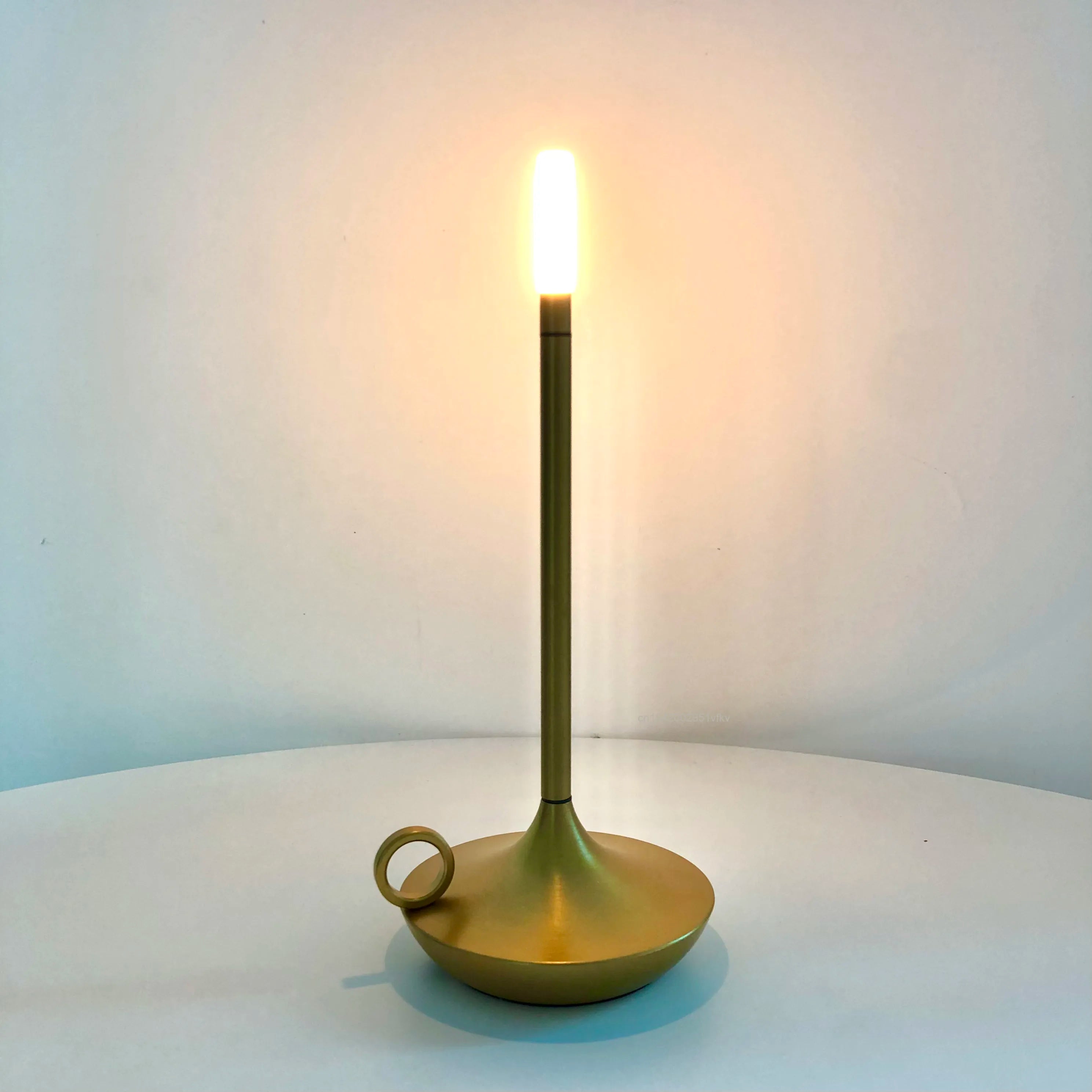 Dimmable LED Table Lamp with Touch Control – Elegant Aluminum Design for Cozy Ambiance-1